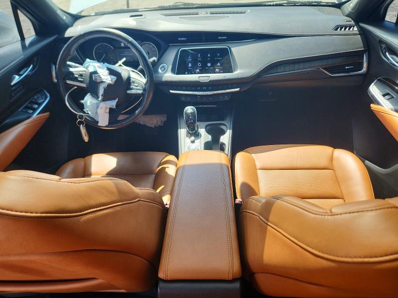 60486146 :رقم المزاد ، 1GYFZDR45LF052944 vin ، 2020 Cadillac Xt4 مزاد بيع