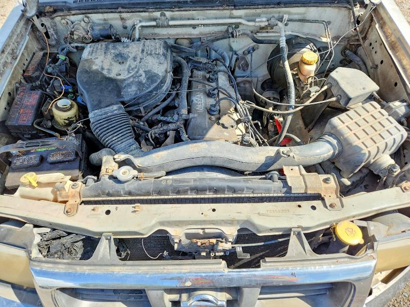 59628056 :رقم المزاد ، 1N6DD26S2YC358203 vin ، 2000 Nissan Frontier مزاد بيع