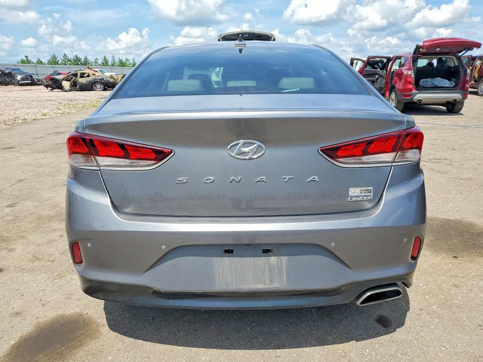 85973265 :رقم المزاد ، 5NPE34AF2JH611742 vin ، 2018 Hyundai Sonata مزاد بيع