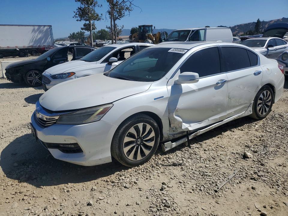 Aukcja sprzedaży 2017 Honda Accord, vin: JHMCR6F72HC009043, numer aukcji: 60989686
