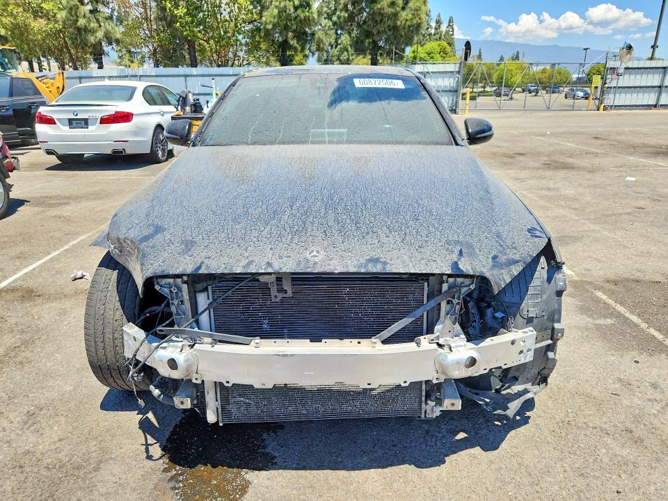 60872506 :رقم المزاد ، 55SWF6EB4JU267164 vin ، 2018 Mercedes-benz C مزاد بيع