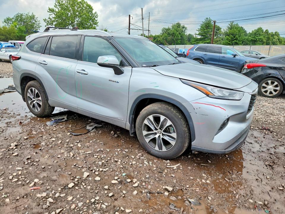 2020 Toyota Highlander მანქანა იყიდება აუქციონზე, vin: 5TDHBRCH7LS505666, აუქციონის ნომერი: 62396376