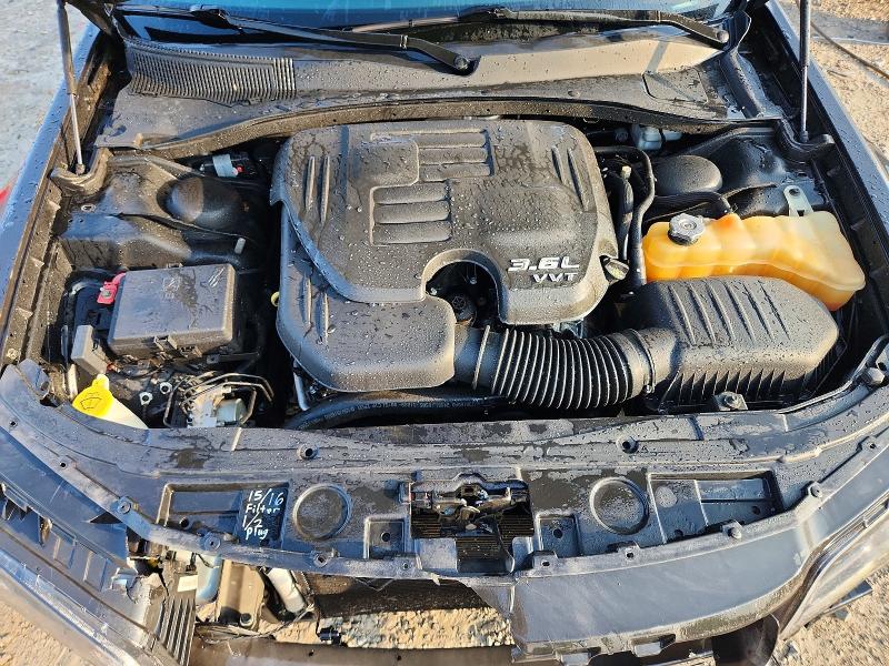 2015 Chrysler 300 მანქანა იყიდება აუქციონზე, vin: 2C3CCABG4FH797933, აუქციონის ნომერი: 85985765