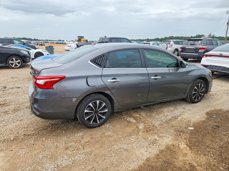 61251016 :رقم المزاد ، 3N1AB7AP8HL672960 vin ، 2017 Nissan Sentra مزاد بيع