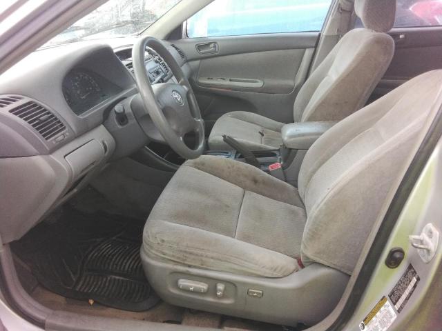 2004 Toyota Camry მანქანა იყიდება აუქციონზე, vin: 4T1BE32K34U380570, აუქციონის ნომერი: 61157046