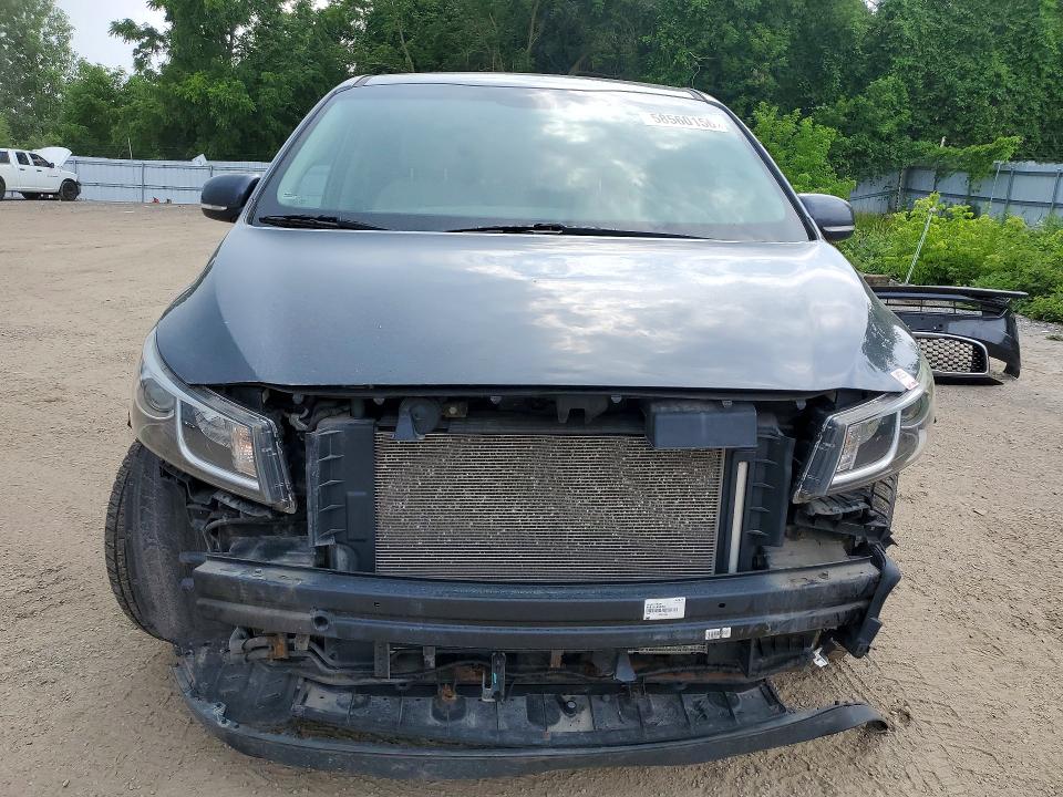 58560156 :رقم المزاد ، KNDMB5C13G6110237 vin ، 2016 Kia Sedona مزاد بيع