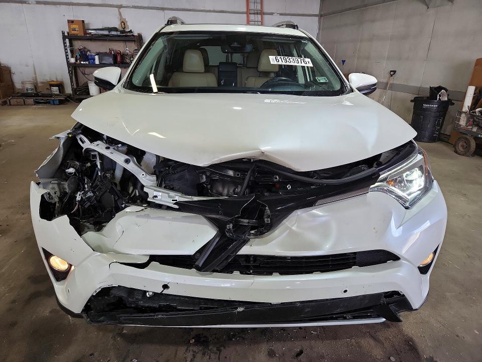 Продажа на аукционе авто 2016 Toyota Rav4 Hv, vin: JTMDJREV0GD032103, номер лота: 61933976