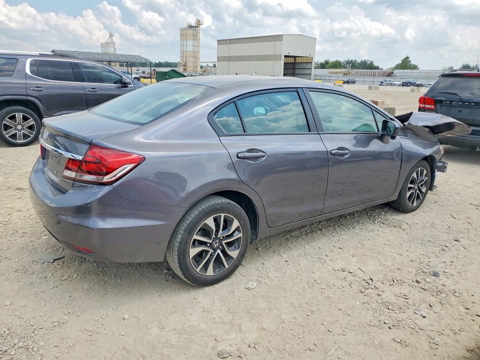 61179206 :رقم المزاد ، 19XFB2F86FE027085 vin ، 2015 Honda Civic مزاد بيع