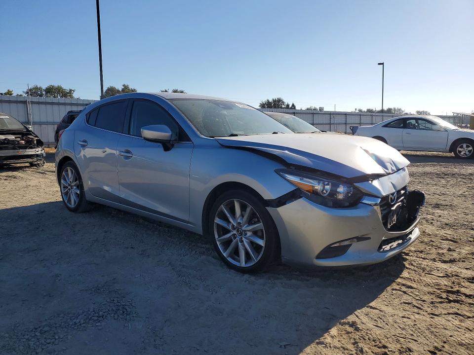 2017 Mazda 3 მანქანა იყიდება აუქციონზე, vin: 3MZBN1L74HM109852, აუქციონის ნომერი: 63249436