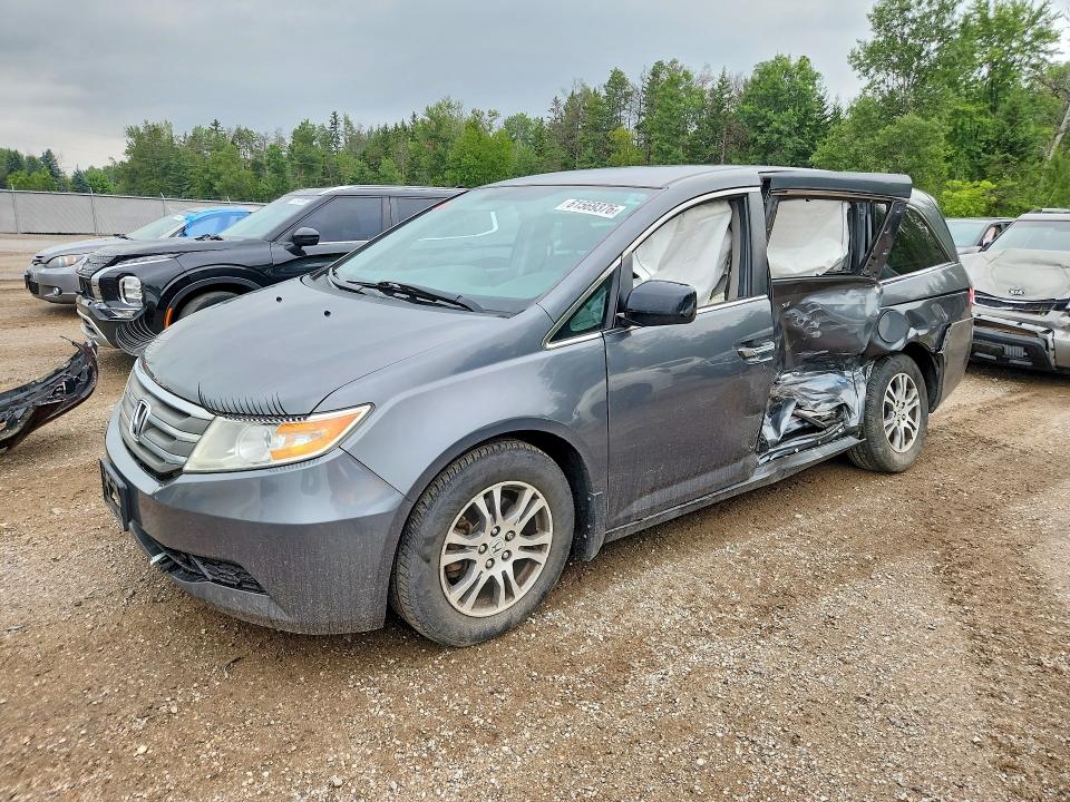 2013 Honda Odyssey მანქანა იყიდება აუქციონზე, vin: 5FNRL5H48DB503740, აუქციონის ნომერი: 61569376
