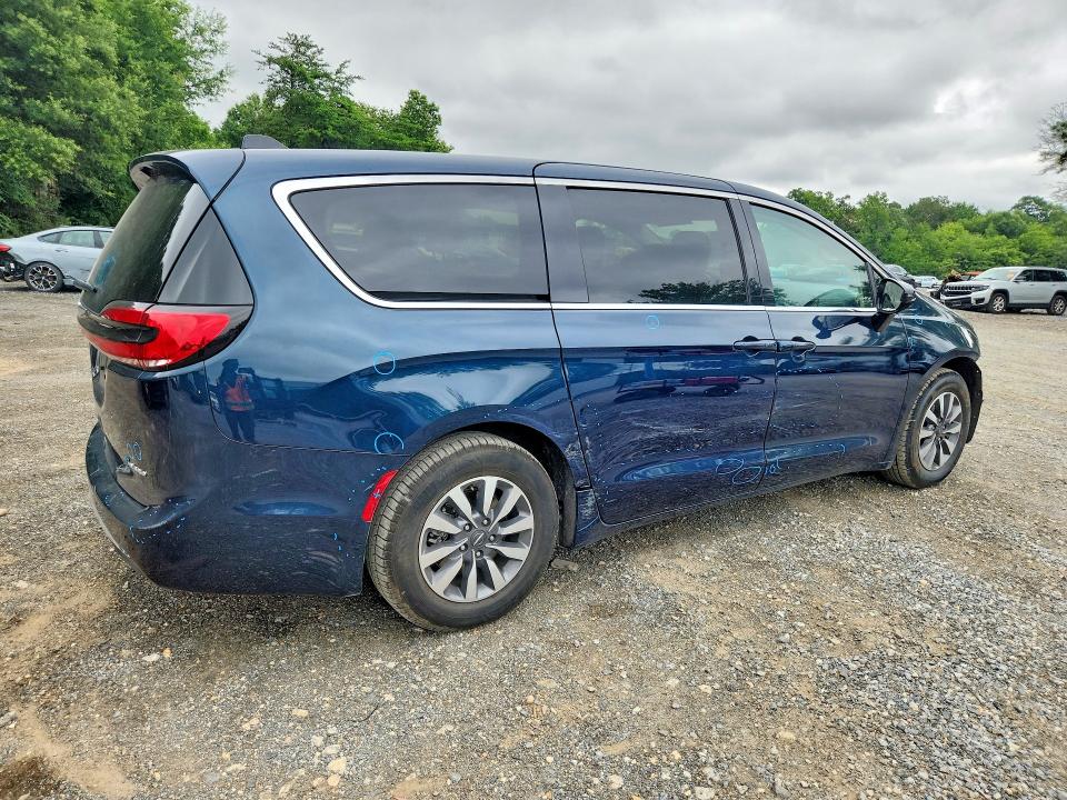 Продажа на аукционе авто 2024 Chrysler Pacifica, vin: 2C4RC1S74RR178124, номер лота: 61877146