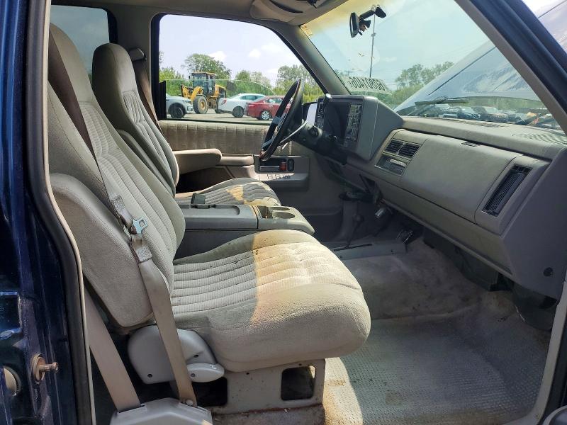 60801406 :رقم المزاد ، 1GNFK16K7RJ420372 vin ، 1994 Chevrolet Suburban مزاد بيع