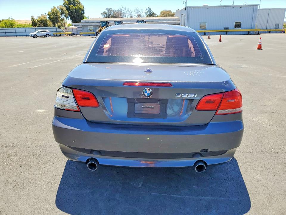 62710726 :رقم المزاد ، WBAWL73567PX48221 vin ، 2007 Bmw 335 مزاد بيع