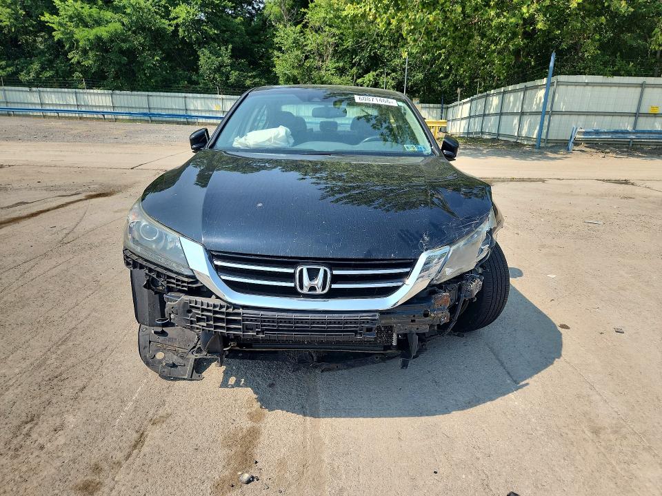 60871466 :رقم المزاد ، 1HGCR3F85EA032804 vin ، 2014 Honda Accord مزاد بيع