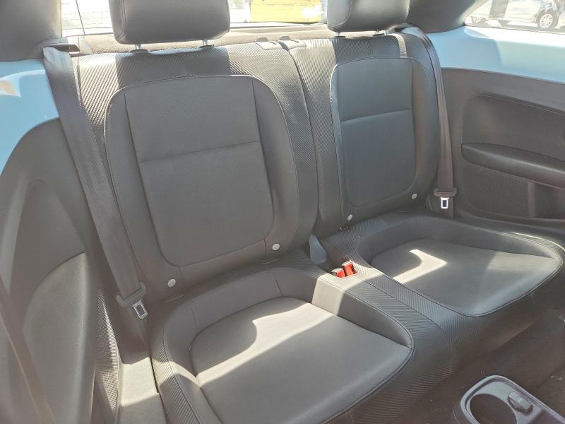 60232896 :رقم المزاد ، 3VWJX7AT3CM617179 vin ، 2012 Volkswagen Beetle مزاد بيع