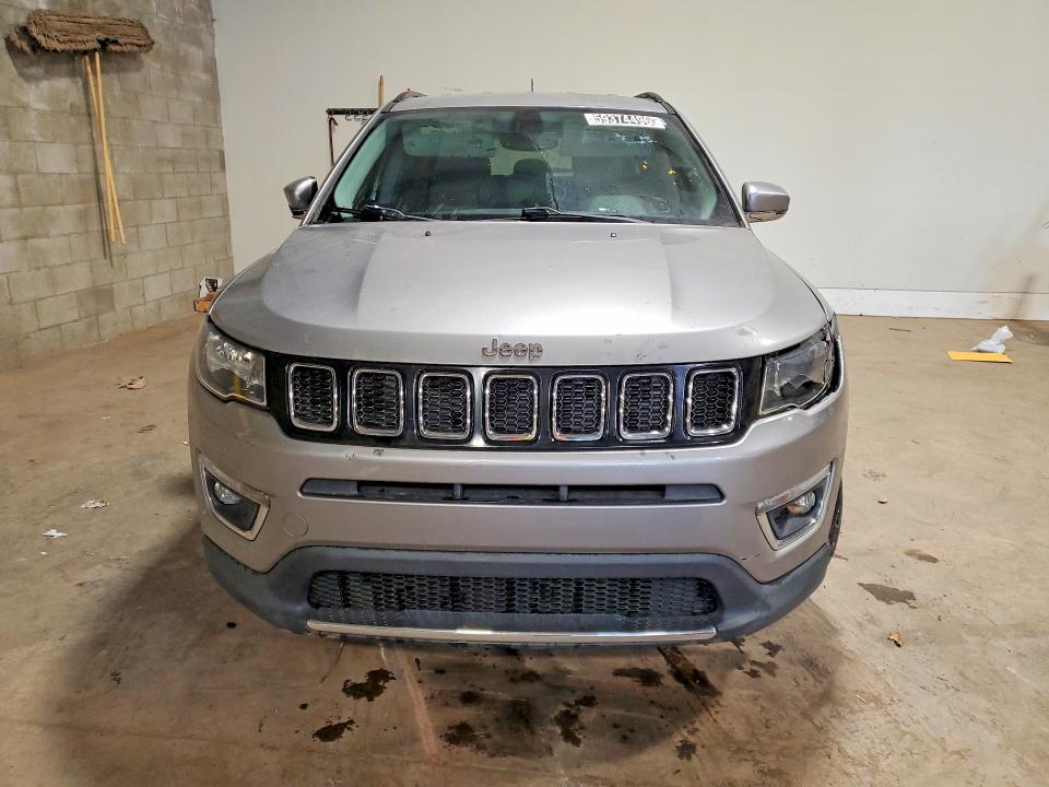 Продажа на аукционе авто 2019 Jeep Compass, vin: 3C4NJCCB4KT662722, номер лота: 59374496