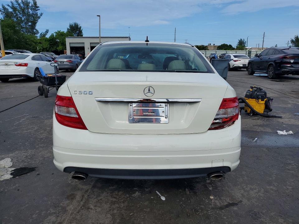 59838686 :رقم المزاد ، WDDGF5EB3BA479683 vin ، 2011 Mercedes-benz C مزاد بيع