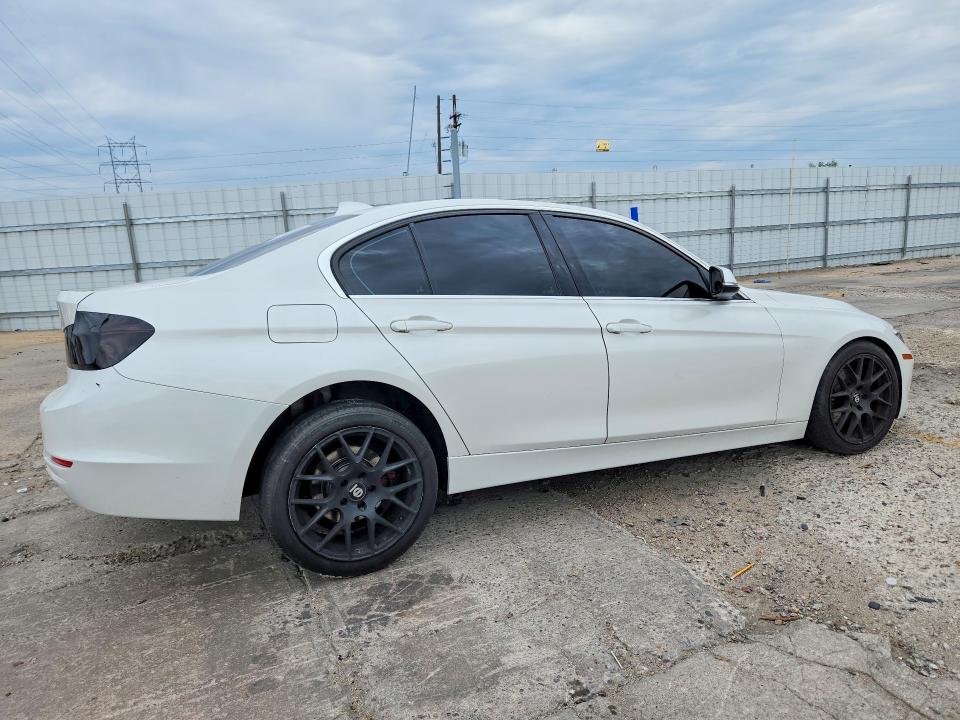 Продажа на аукционе авто 2015 Bmw 328, vin: WBA3B3C52FF548813, номер лота: 62698046