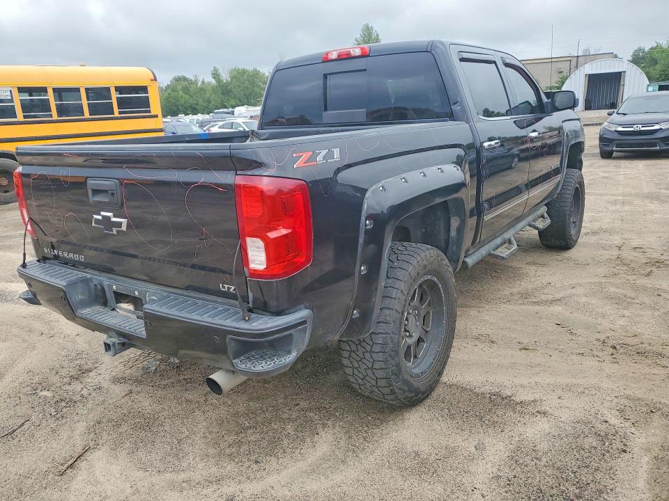 Продаж на аукціоні авто 2018 Chevrolet Silverado, vin: 3GCUKSEJ2JG137818, номер лоту: 62484986