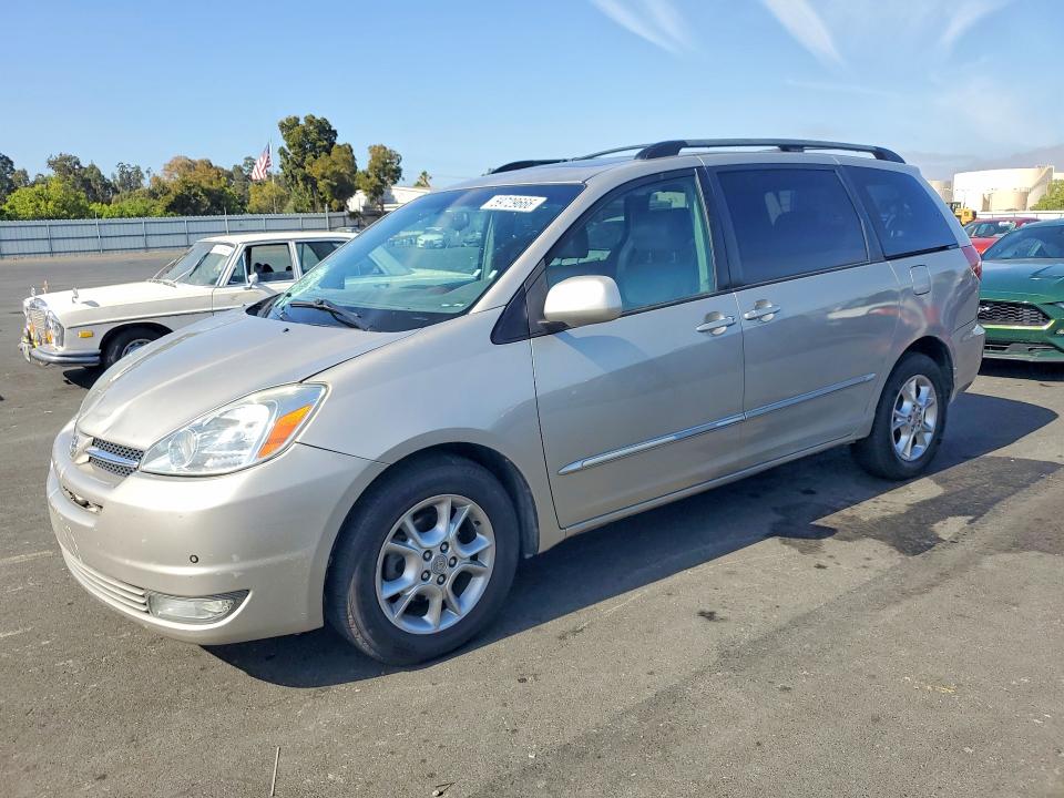 2004 Toyota Sienna მანქანა იყიდება აუქციონზე, vin: 5TDBA22CX4S018310, აუქციონის ნომერი: 59729666