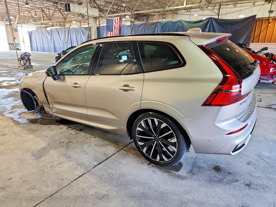 Продаж на аукціоні авто 2026 Volvo Xc60, vin: YV4M12RM1T1412763, номер лоту: 60657016