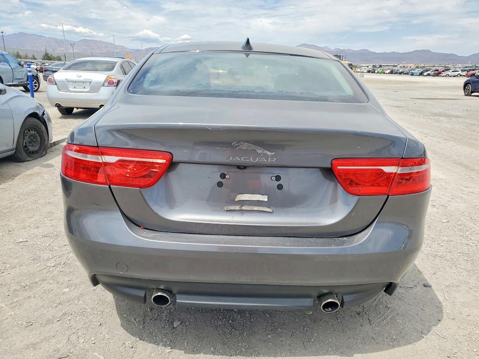 Aukcja sprzedaży 2017 Jaguar Xe, vin: SAJAD4BG5HA958777, numer aukcji: 60965476