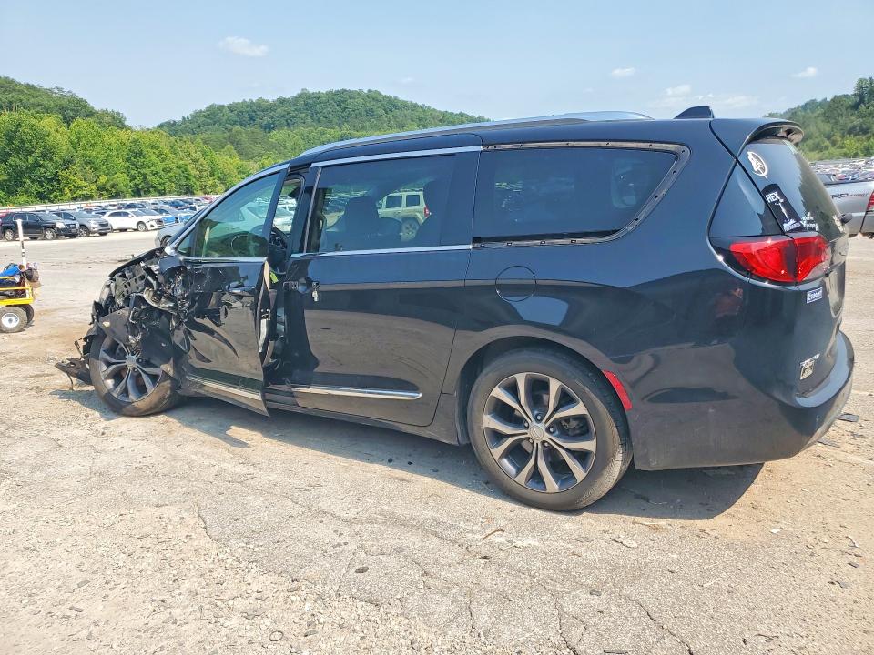 60492096 :رقم المزاد ، 2C4RC1GG9HR500974 vin ، 2017 Chrysler Pacifica مزاد بيع