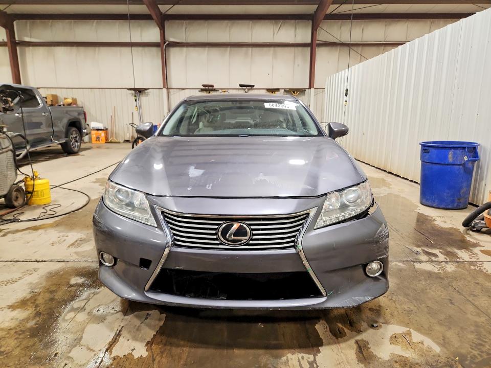 Продажа на аукционе авто 2013 Lexus Es, vin: JTHBK1GG2D2033781, номер лота: 60933656