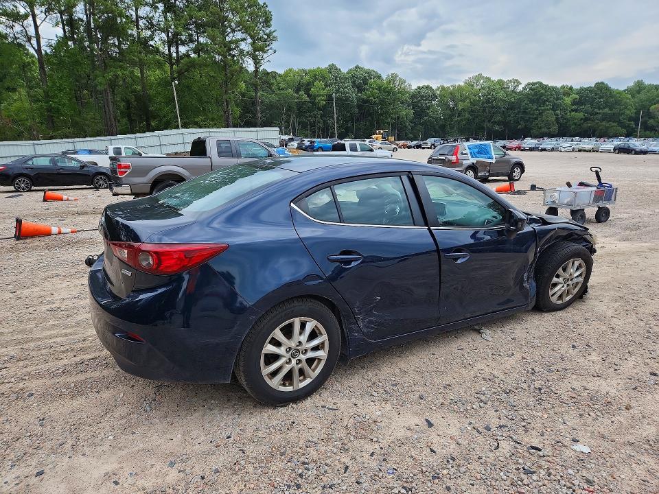 61528976 :رقم المزاد ، JM1BM1U74G1340718 vin ، 2016 Mazda 3 مزاد بيع