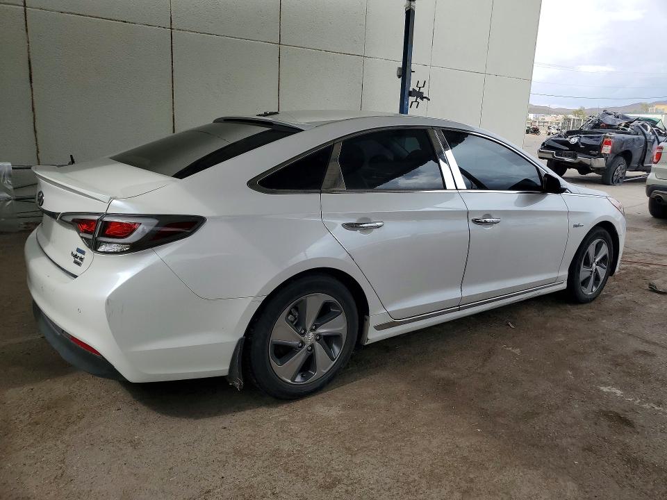 Продажа на аукционе авто 2016 Hyundai Sonata Plug-in Hybrid, vin: KMHE54L21GA024710, номер лота: 61545126