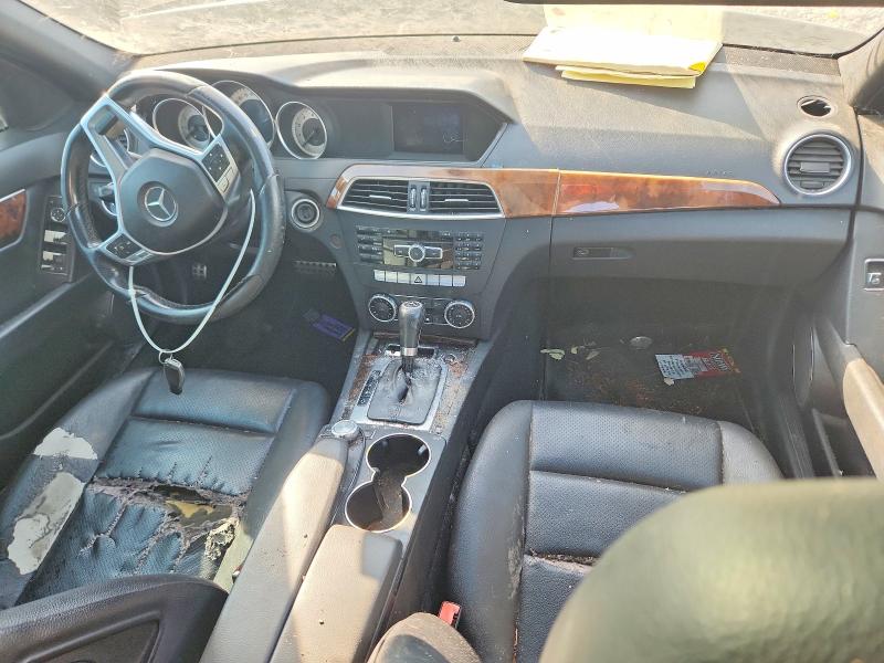 2012 Mercedes-benz C მანქანა იყიდება აუქციონზე, vin: WDDGF8BB2CR239520, აუქციონის ნომერი: 85987325