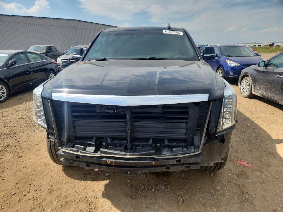 61892386 :رقم المزاد ، 1GYS4DKJ8GR451624 vin ، 2016 Cadillac Escalade مزاد بيع