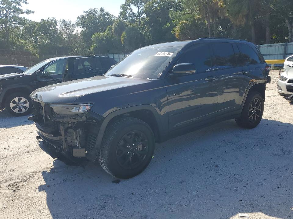 Продажа на аукционе авто 2025 Jeep Grand Cherokee, vin: 1C4RJGAG9SC290135, номер лота: 62136116