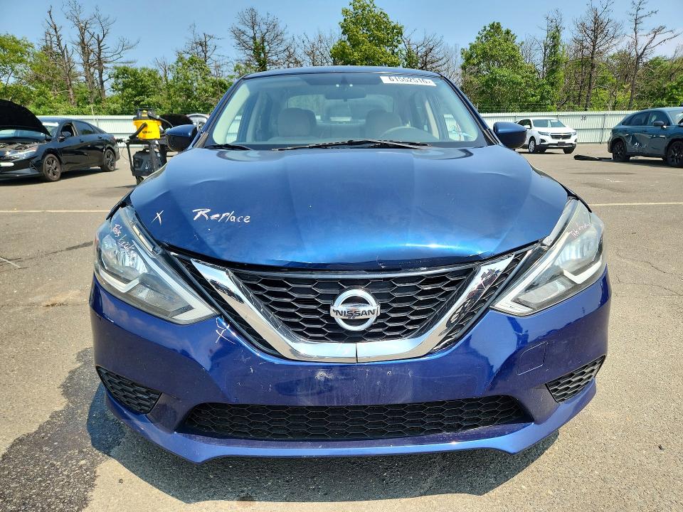 Продажа на аукционе авто 2017 Nissan Sentra, vin: 3N1AB7AP7HY352175, номер лота: 61552516