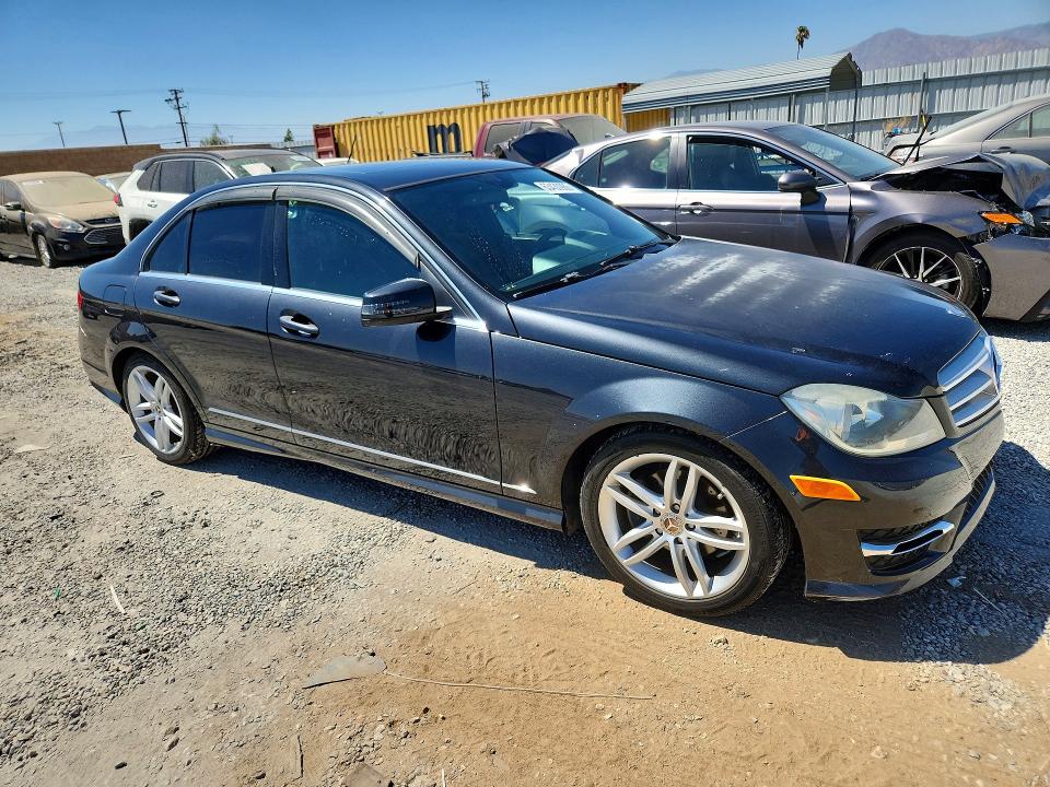 63430986 :رقم المزاد ، WDDGF4HB0DA768464 vin ، 2013 Mercedes-benz C مزاد بيع