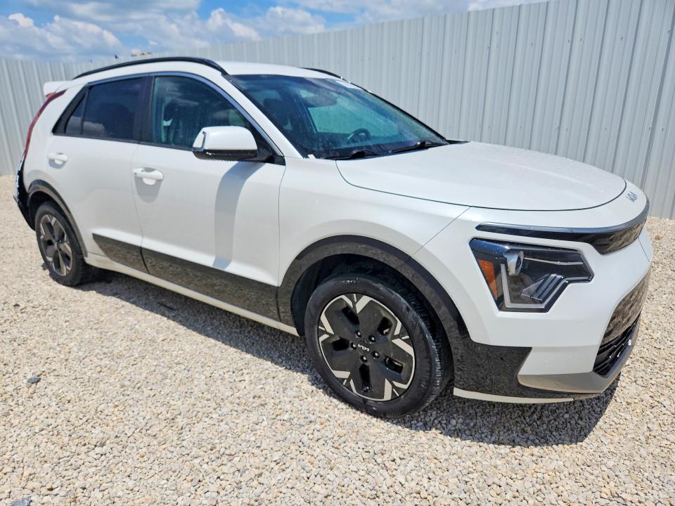 Продажа на аукционе авто 2024 Kia Niro, vin: KNDCR3L19R5098700, номер лота: 62583906