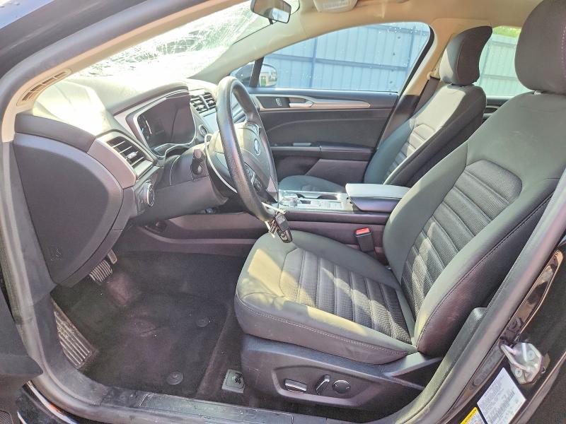 62234196 :رقم المزاد ، 3FA6P0LU3JR197600 vin ، 2018 Ford Fusion مزاد بيع