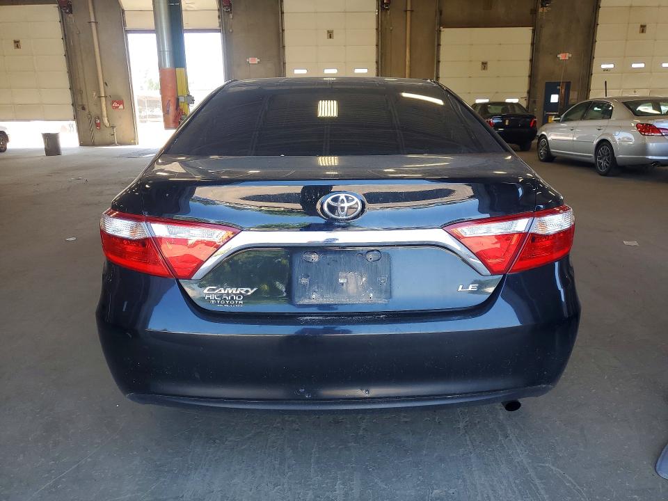 2015 Toyota Camry მანქანა იყიდება აუქციონზე, vin: 4T4BF1FK9FR461870, აუქციონის ნომერი: 61149716