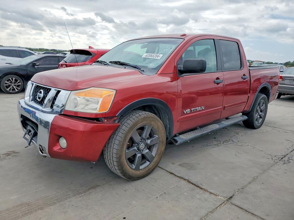 62068356 :رقم المزاد ، 1N6BA0ED9FN502239 vin ، 2015 Nissan Titan مزاد بيع