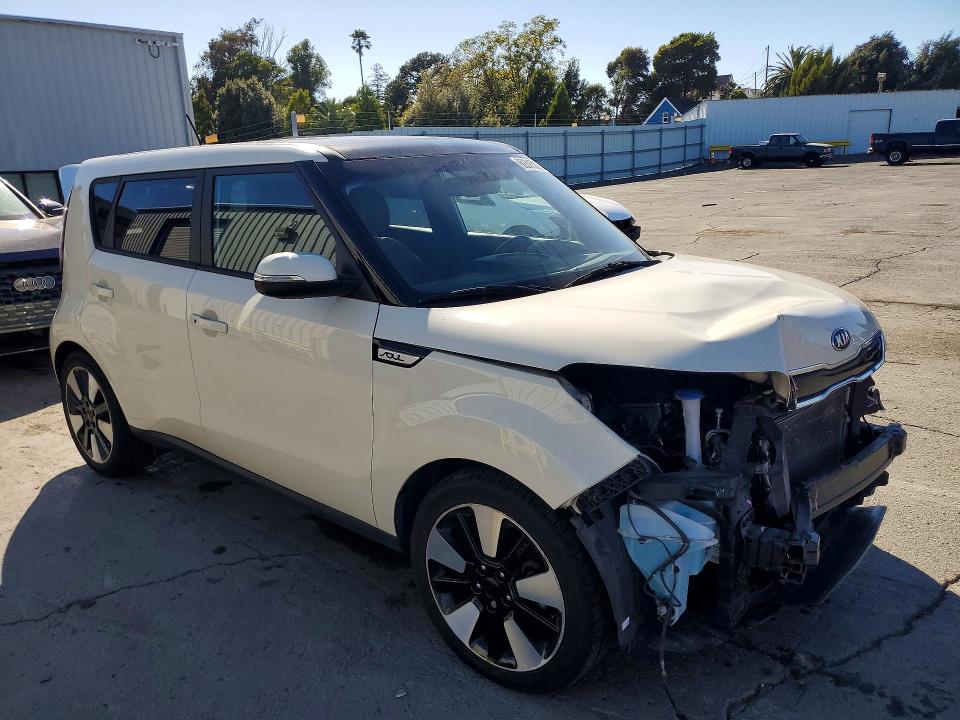 62615666 :رقم المزاد ، KNDJX3A57F7213104 vin ، 2015 Kia Soul مزاد بيع