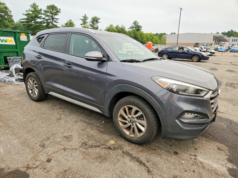 2018 Hyundai Tucson მანქანა იყიდება აუქციონზე, vin: KM8J3CA43JU775896, აუქციონის ნომერი: 60919966