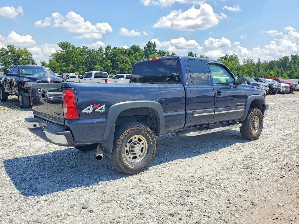 2005 Chevrolet Silverado მანქანა იყიდება აუქციონზე, vin: 1GCHK29U35E149866, აუქციონის ნომერი: 59993046