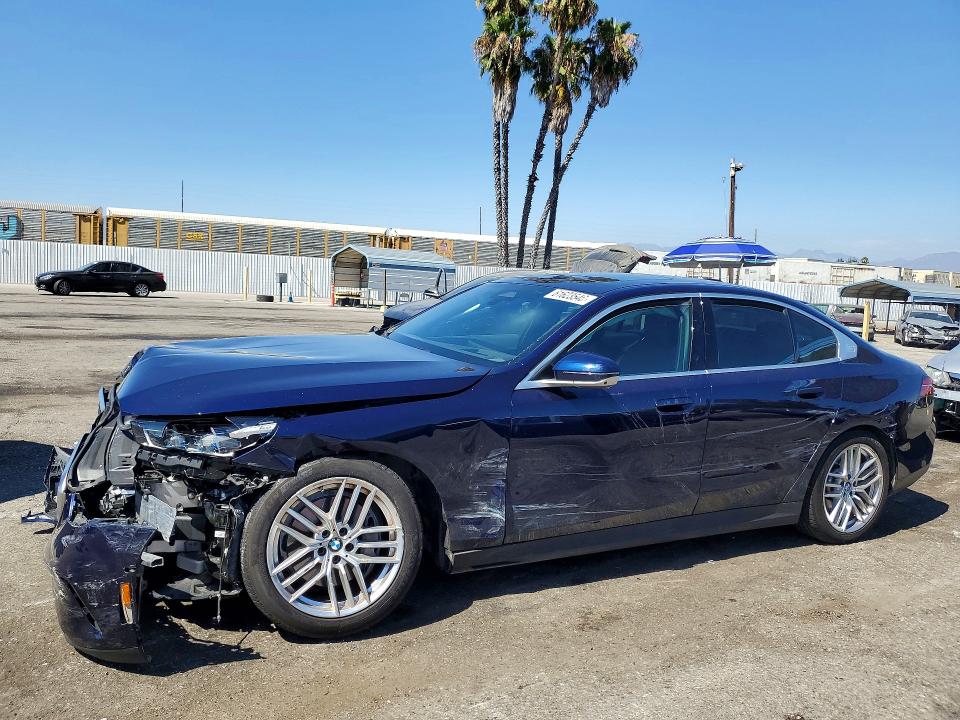 61623546 :رقم المزاد ، WBA63FJ07RCR92701 vin ، 2024 Bmw 540 مزاد بيع