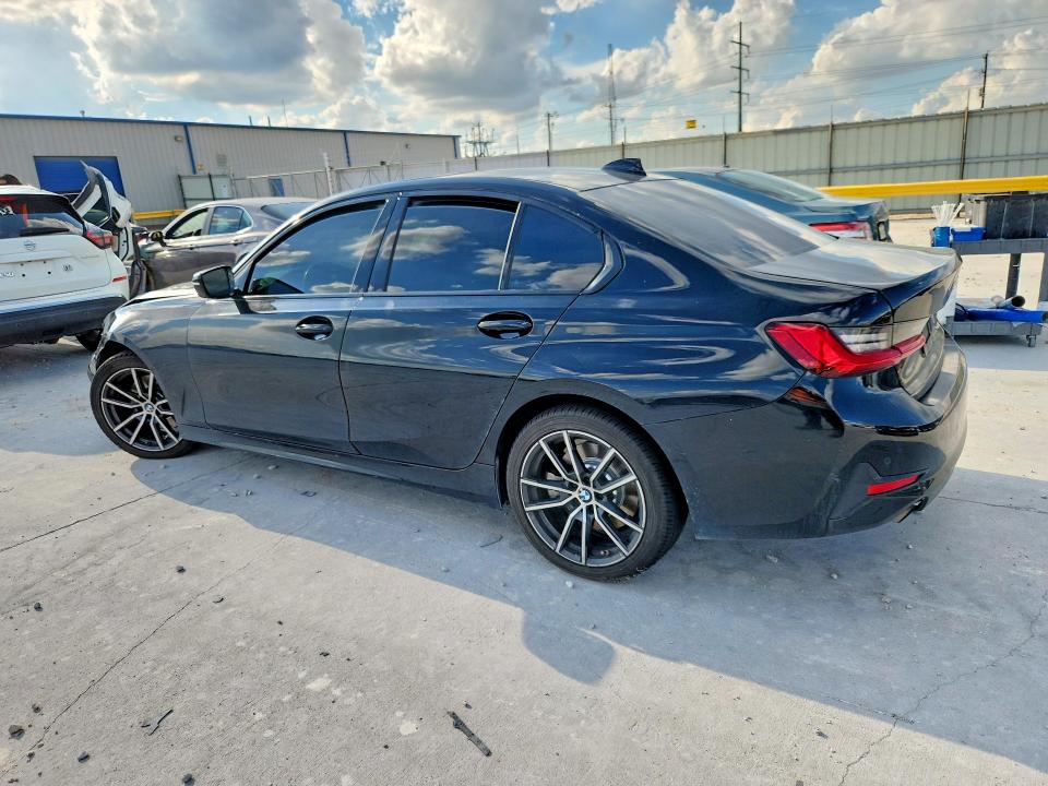 60762726 :رقم المزاد ، 3MW5R1J00L8B30528 vin ، 2020 Bmw 330i مزاد بيع