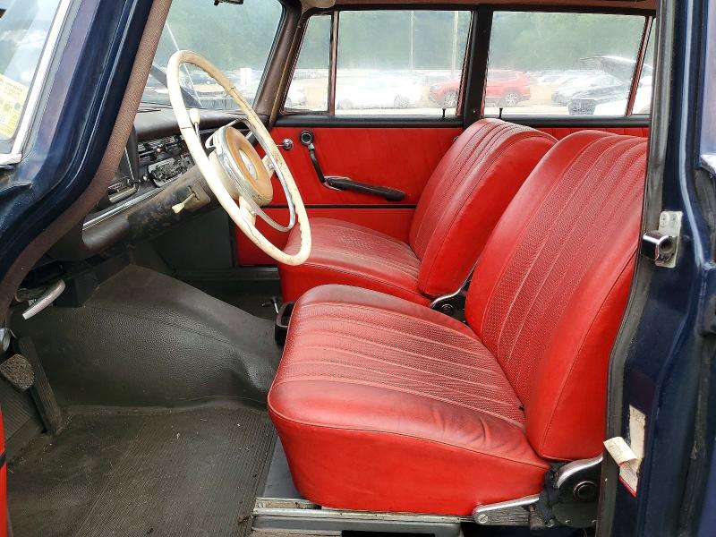 60526156 :رقم المزاد ، 1001010115239 vin ، 1965 Mercedes-benz 190 E مزاد بيع
