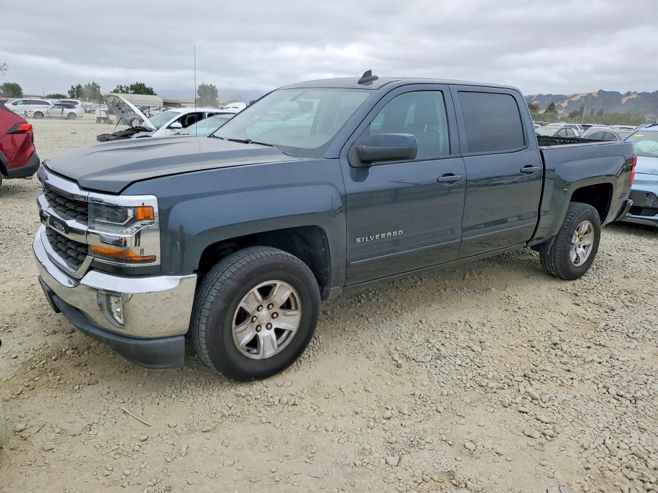 Продажа на аукционе авто 2018 Chevrolet Silverado, vin: 3GCPCREC3JG350149, номер лота: 59639546
