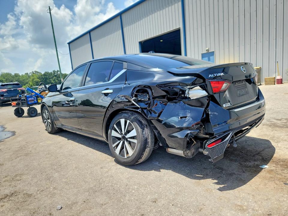 61209986 :رقم المزاد ، 1N4BL4DVXMN352952 vin ، 2021 Nissan Altima مزاد بيع