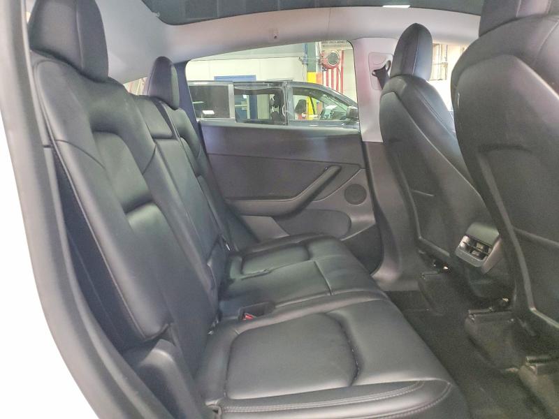 Продажа на аукционе авто 2022 Tesla Model Y, vin: 7SAYGAEE0NF516511, номер лота: 62130996