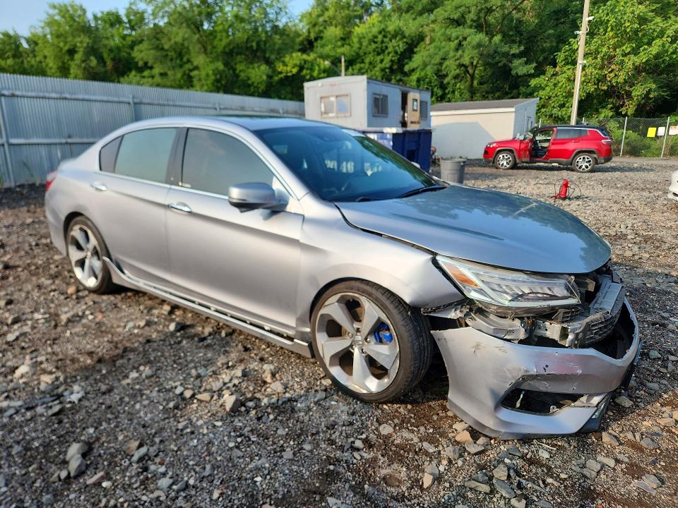 Продажа на аукционе авто 2017 Honda Accord, vin: 1HGCR3F93HA026349, номер лота: 61574446