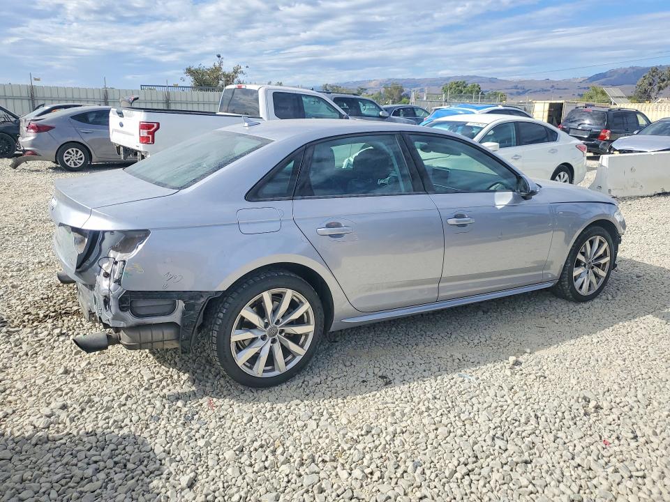 61413796 :رقم المزاد ، WAUKMAF42JA224425 vin ، 2018 Audi A4 مزاد بيع